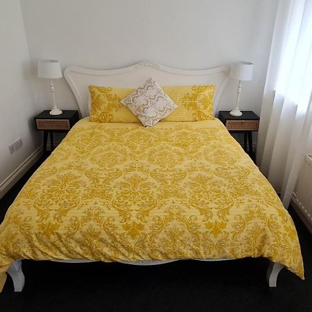 The Heathers - Near Beach & Free Golf Bag & Clubs. Apartment Maybole Exterior foto