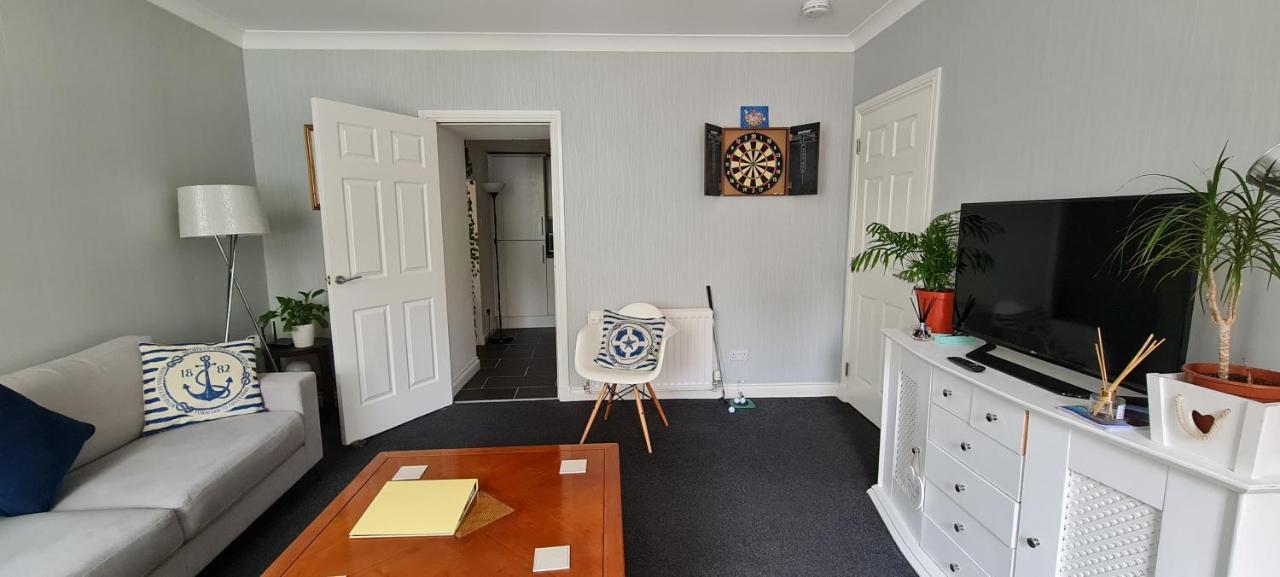 The Heathers - Near Beach & Free Golf Bag & Clubs. Apartment Maybole Exterior foto